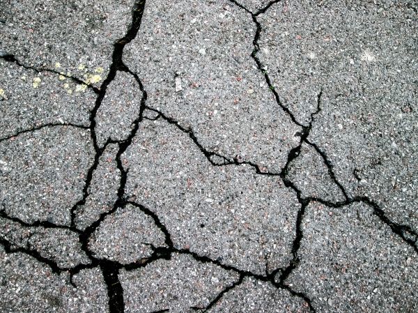Driveway Crack Filling in Sierra Vista
