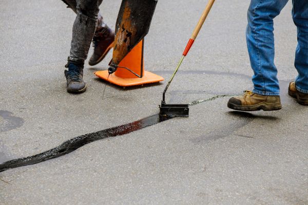 Parking Lot Crack Sealing in Sierra Vista